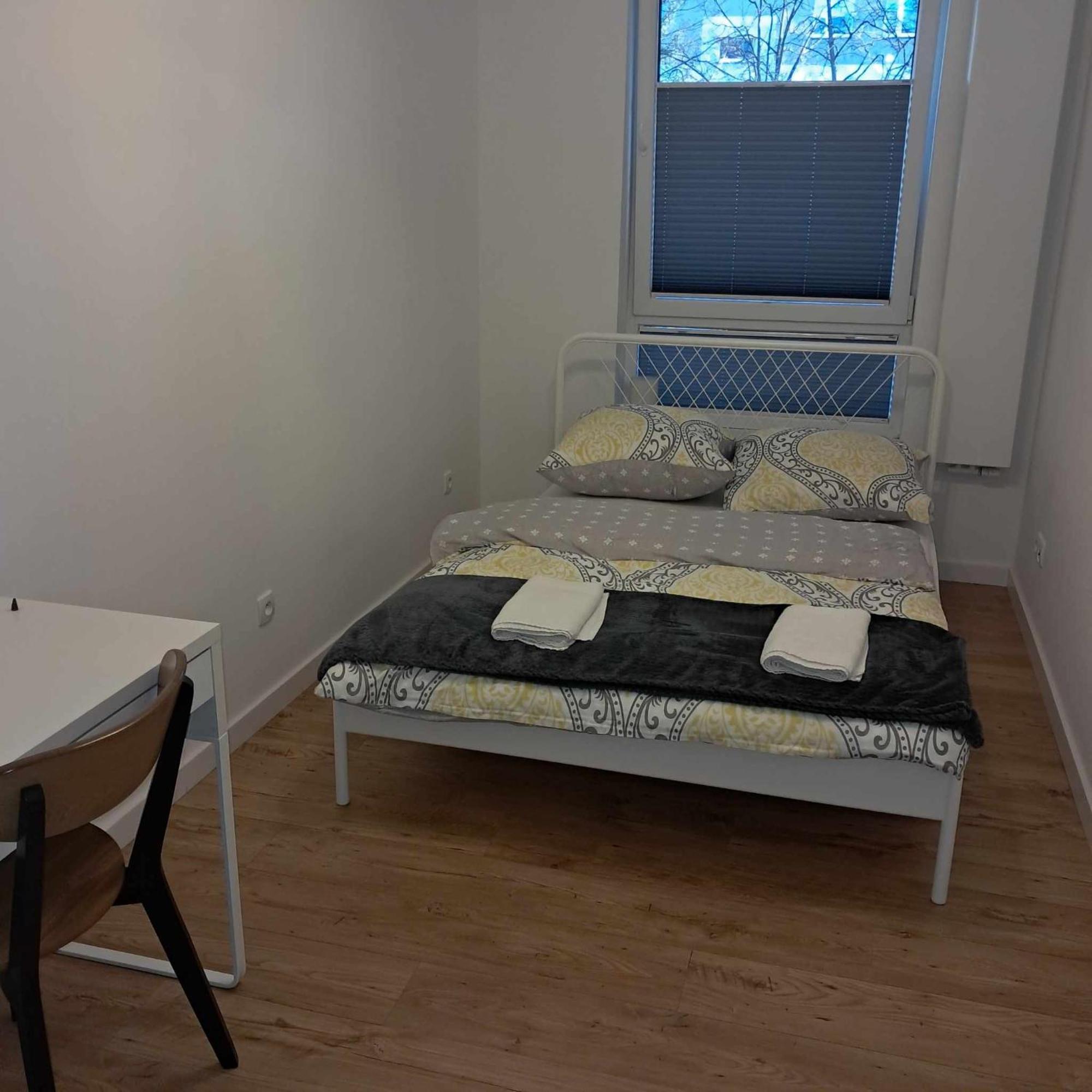 Apartament Julia 1-4 Os Starowapiennikowa 42A Z Balkonem Ze Sniadaniem Kontynentalnym Kielce Exteriér fotografie